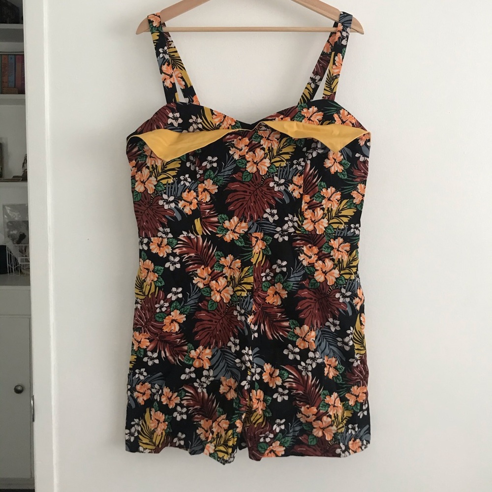 Romper/Jumper flower print vintage